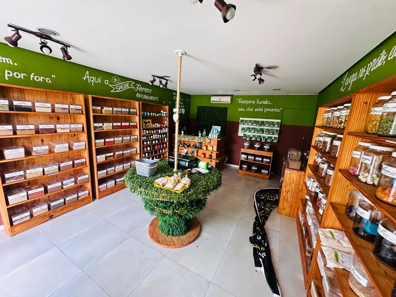 Vendo loja de produtos naturais no centro  - Foto 3