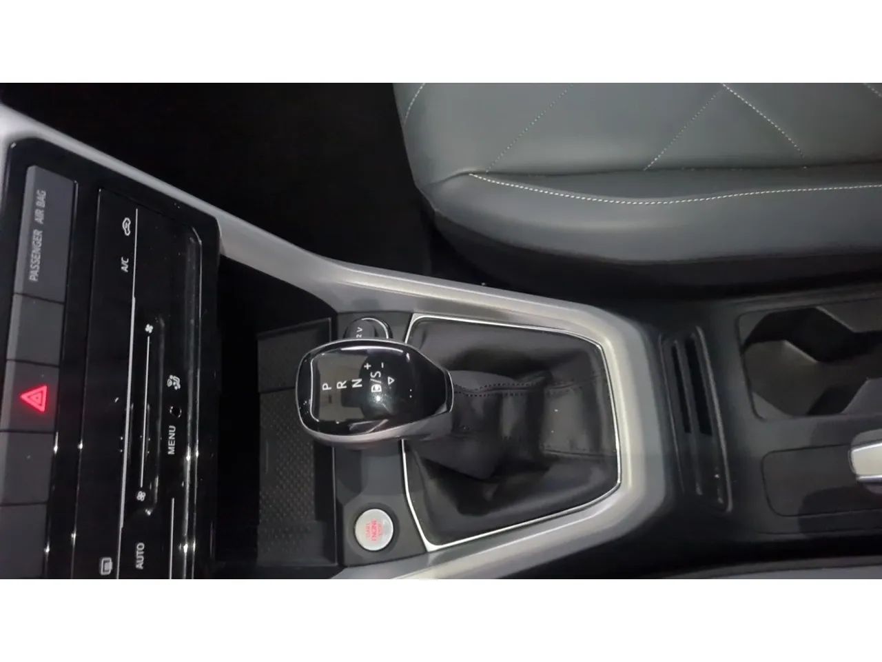 Volkswagen T-Cross Comfortline 1.0 TSI Flex 5P Aut., foto 16 de 18