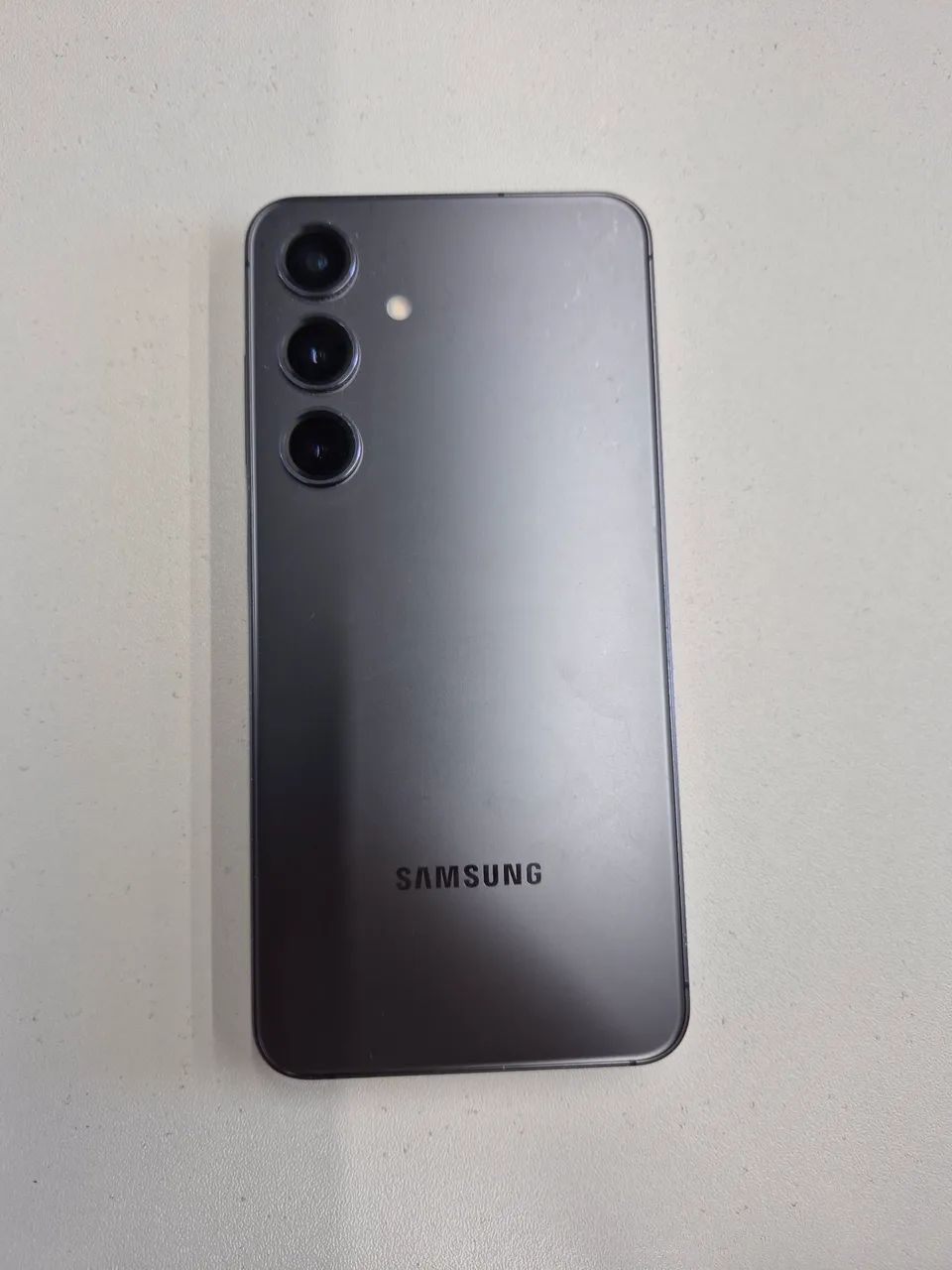 Samsung S24fe - Foto 2