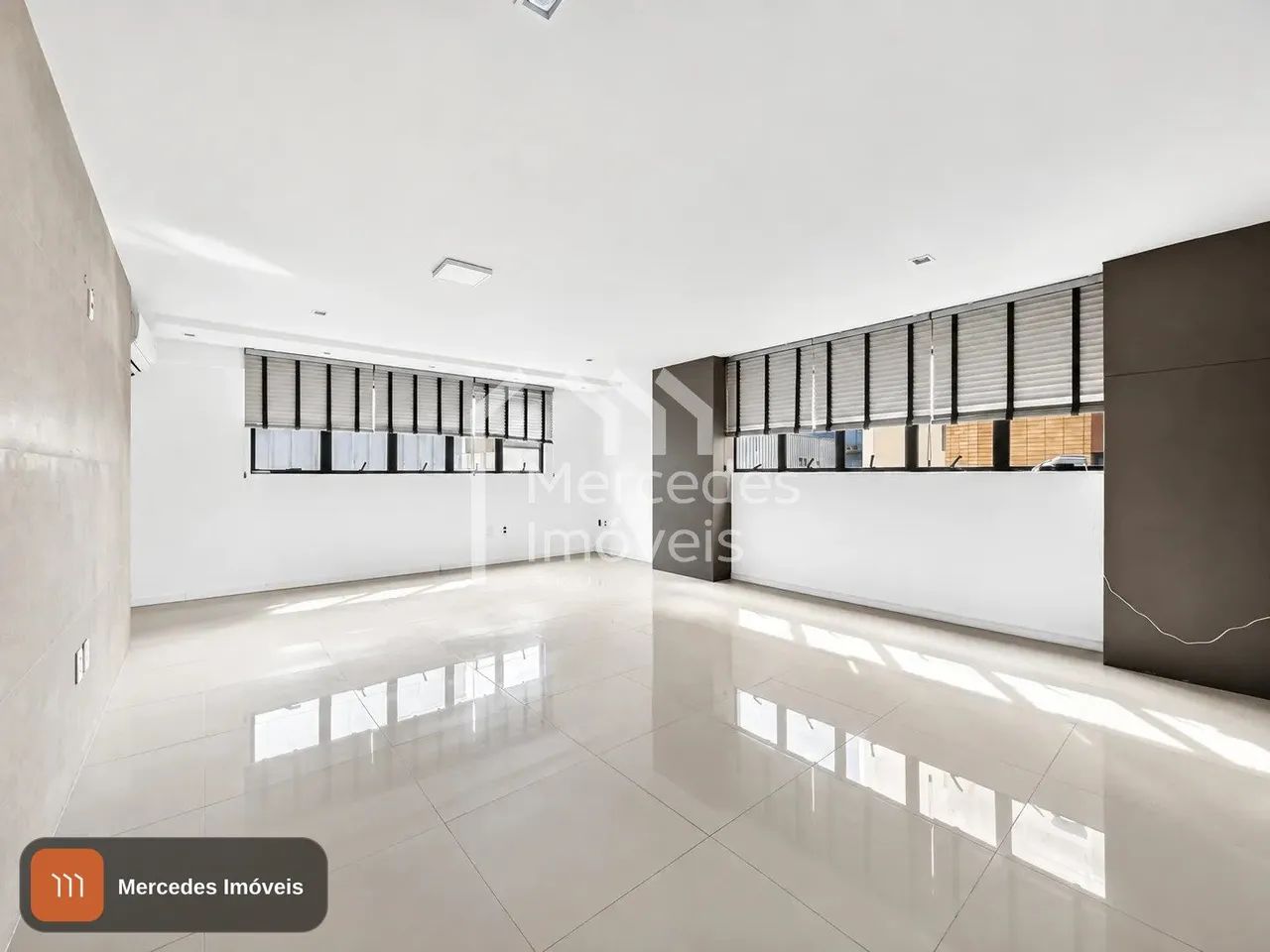 Sala comercial à venda · Centro, Itajaí · 39 m²