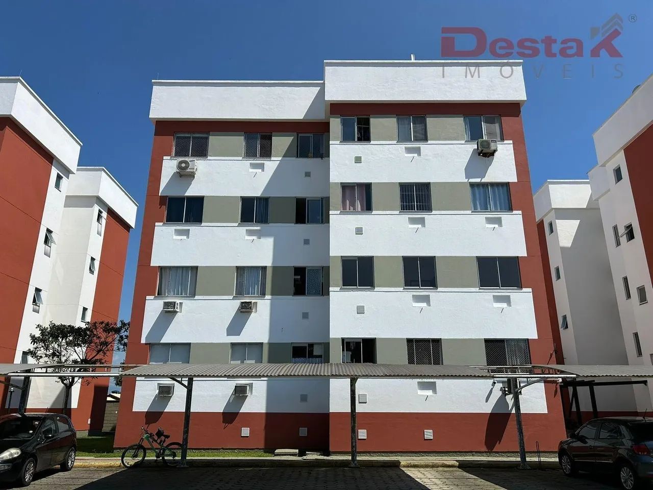 Apartamento no Bairro Morro da Bina - Biguaçu