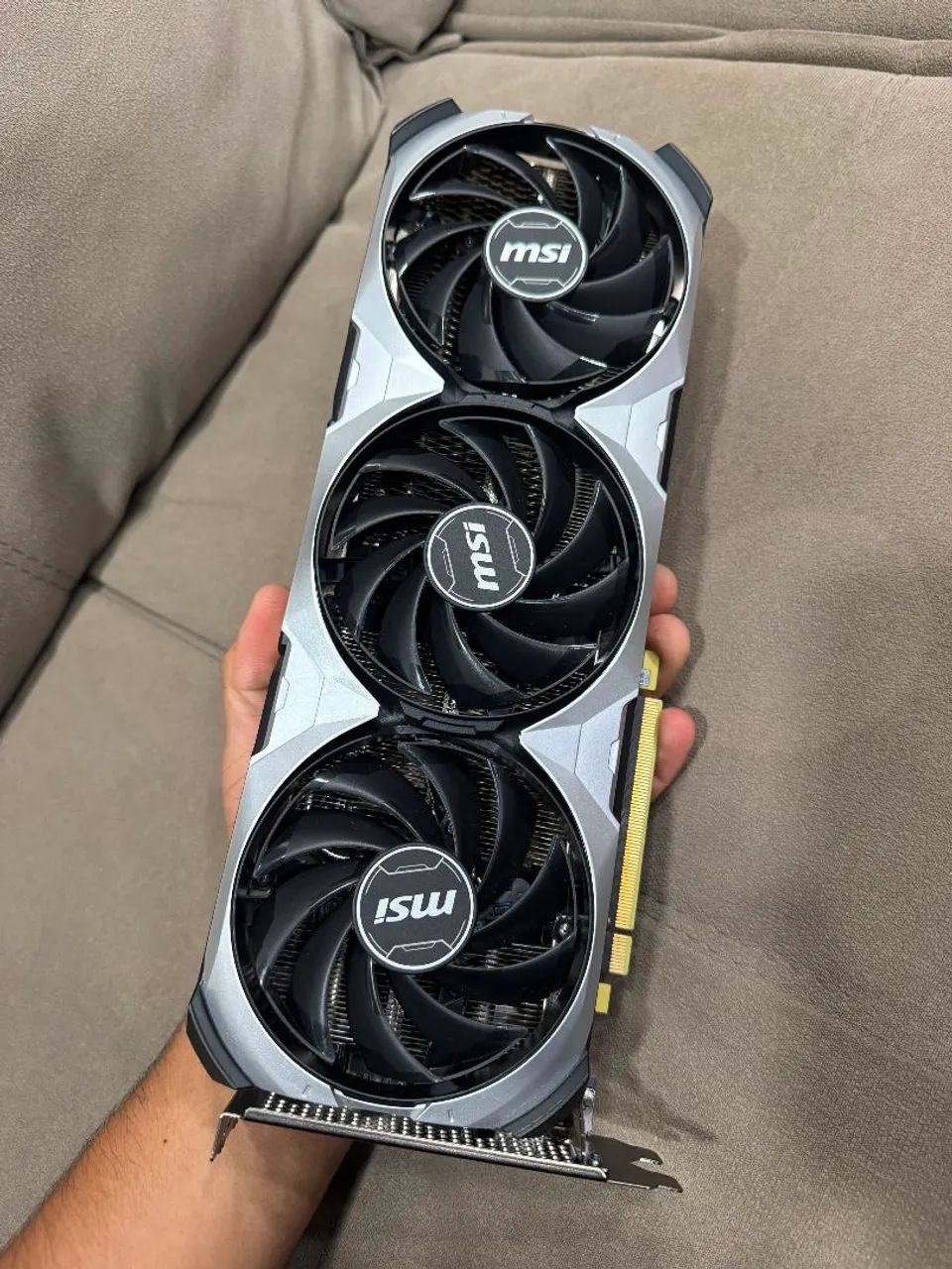 Placa de vídeo 4070 super msi - Foto 2