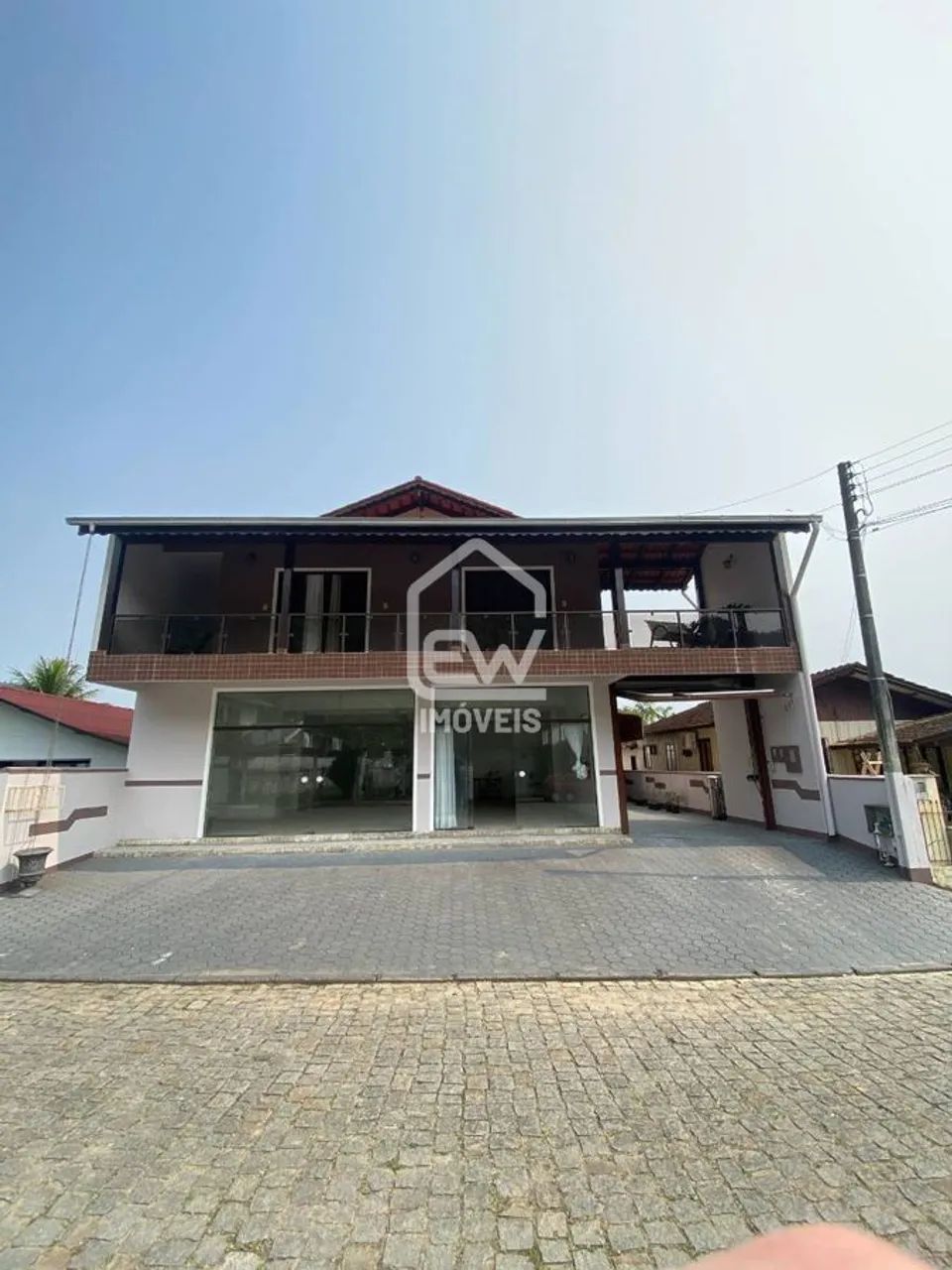 Casa com Sala Comercial em Massaranduba, SC