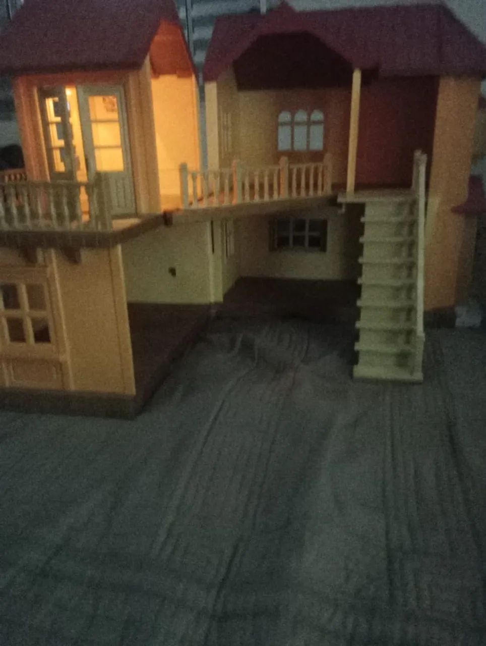 Casinha Sylvanian familes com luzes