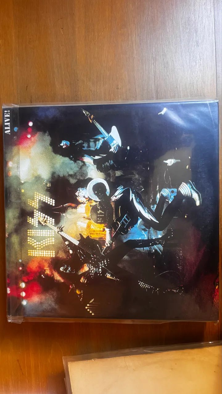 LP KISS Alive