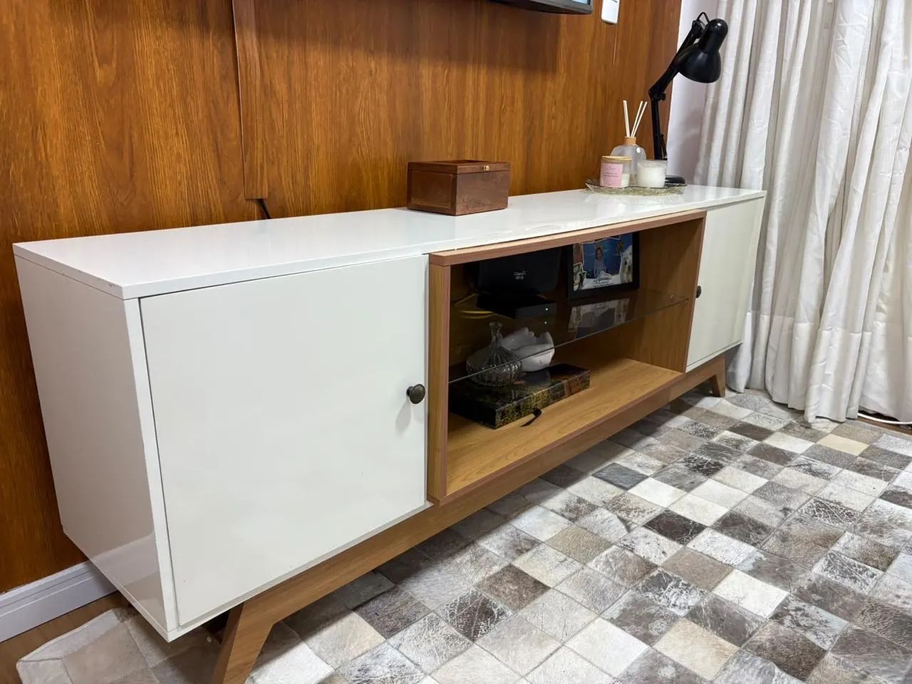 VENDO RACK SALA