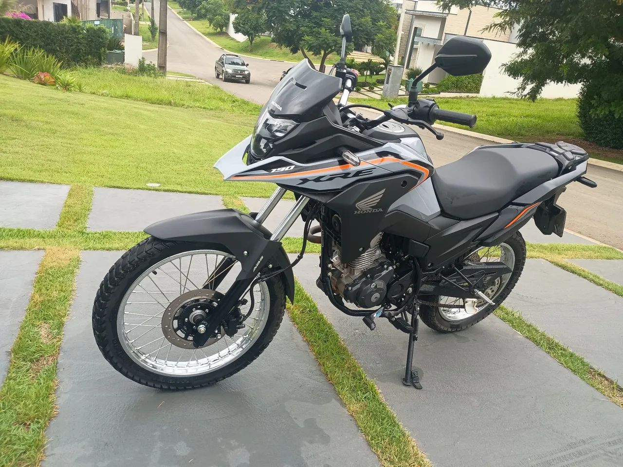 XRE 190 cinza bem conservado. - Foto 3