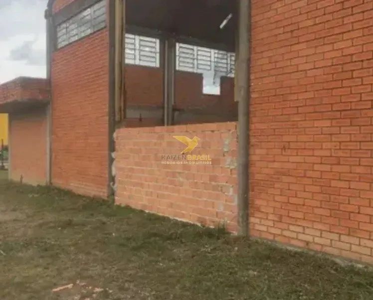 Venda de Galpão com Excelente Localização e Terreno em Tubarão - SC - Foto 5