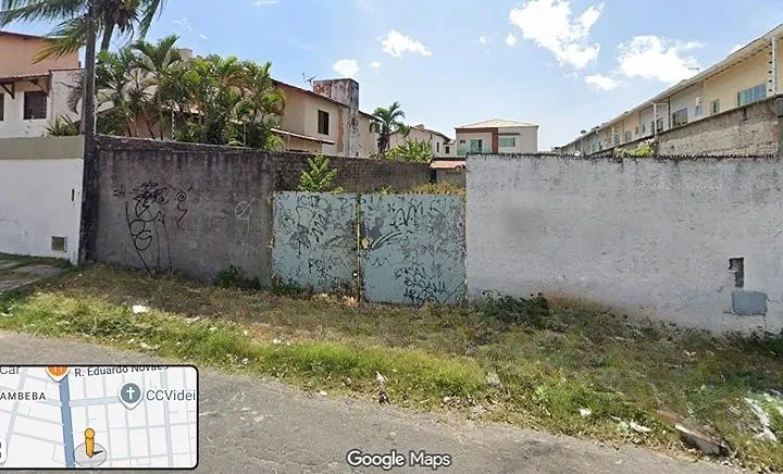 TERRENO COM 520M2