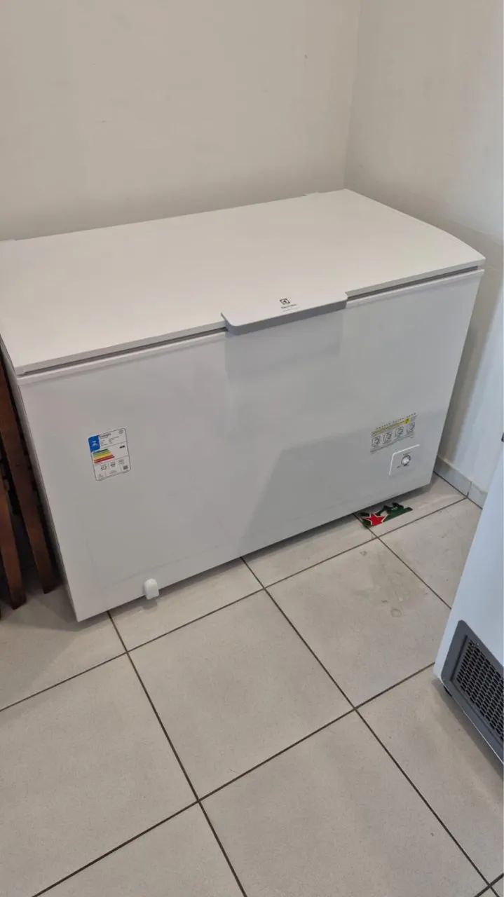 Freezer Eletrolux 400L contato 48- * - Geladeiras e Freezers - Rio