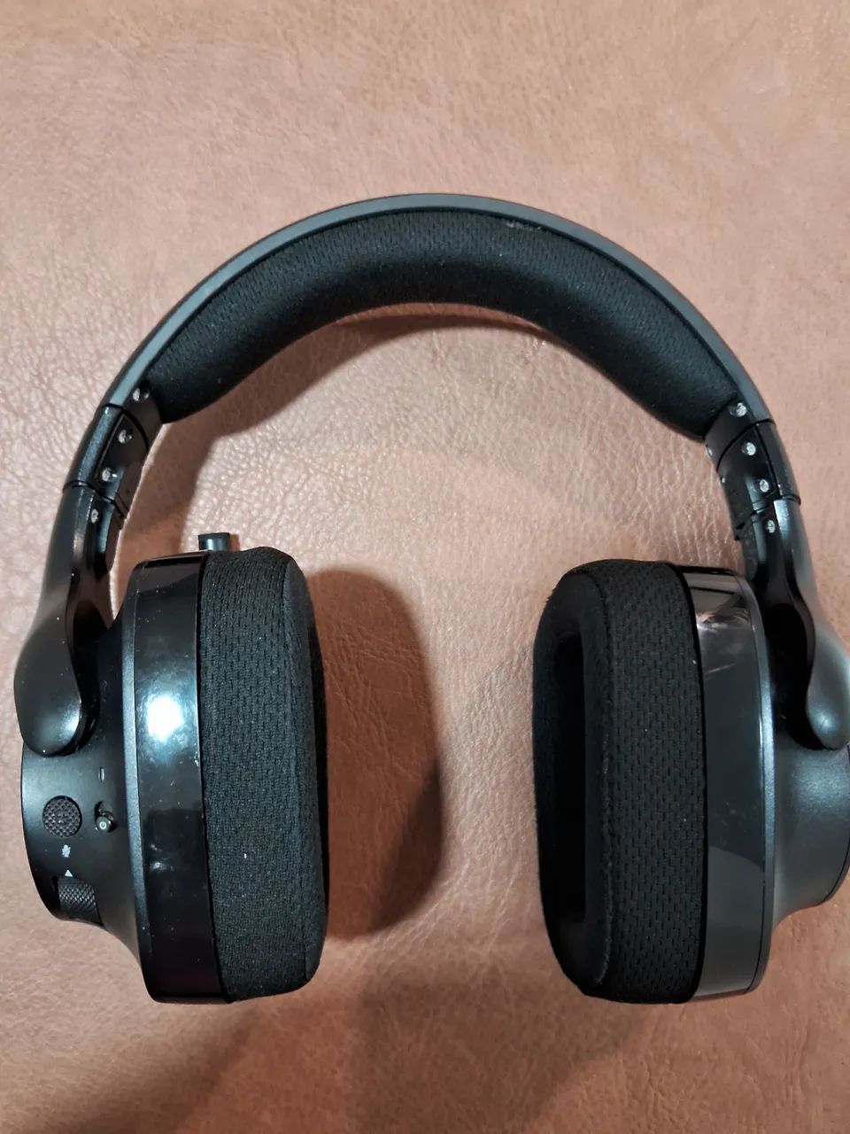Fone Logitech Wireless G533
