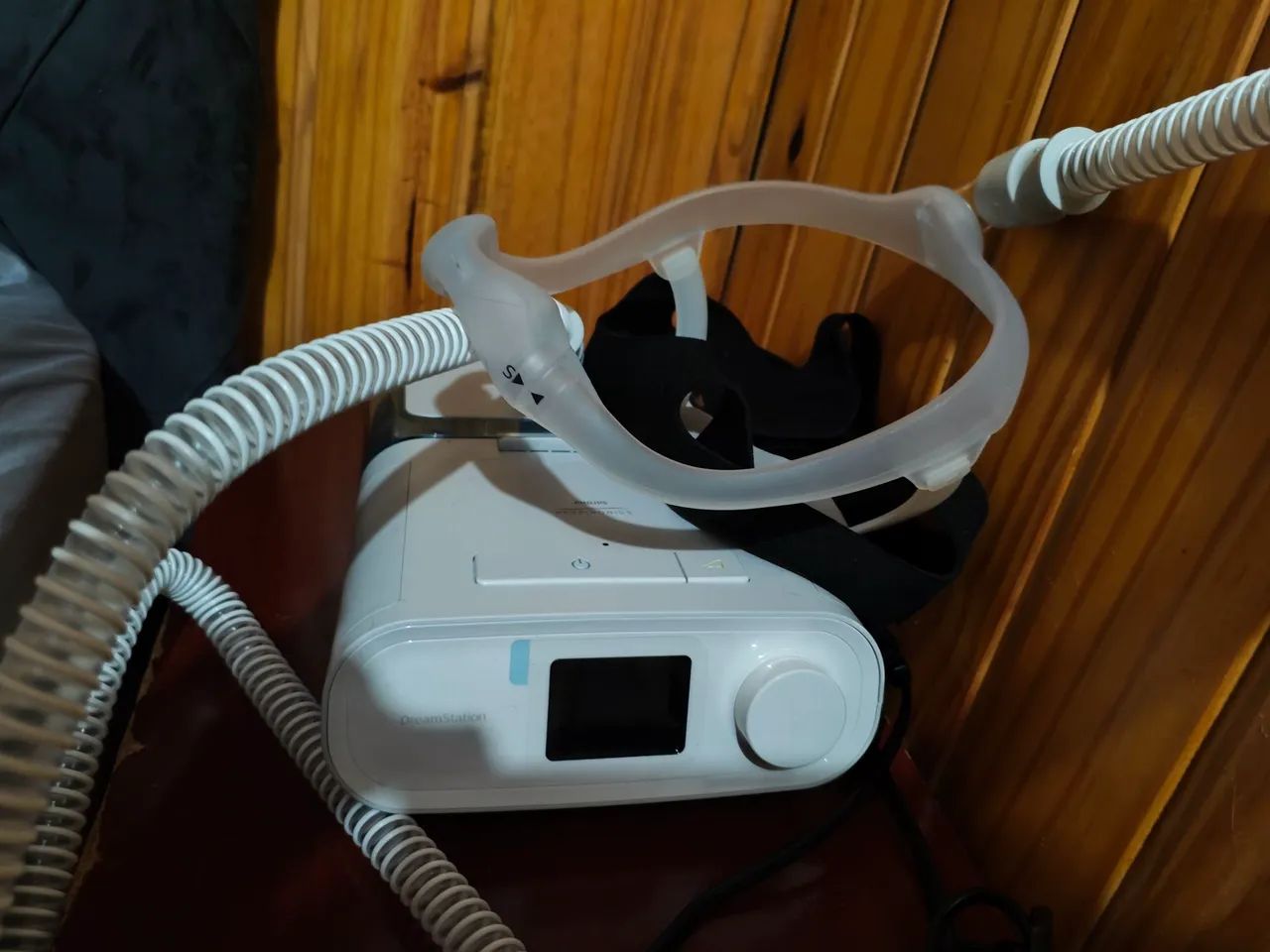 CPAP Phillips C/ umidificador e mascara