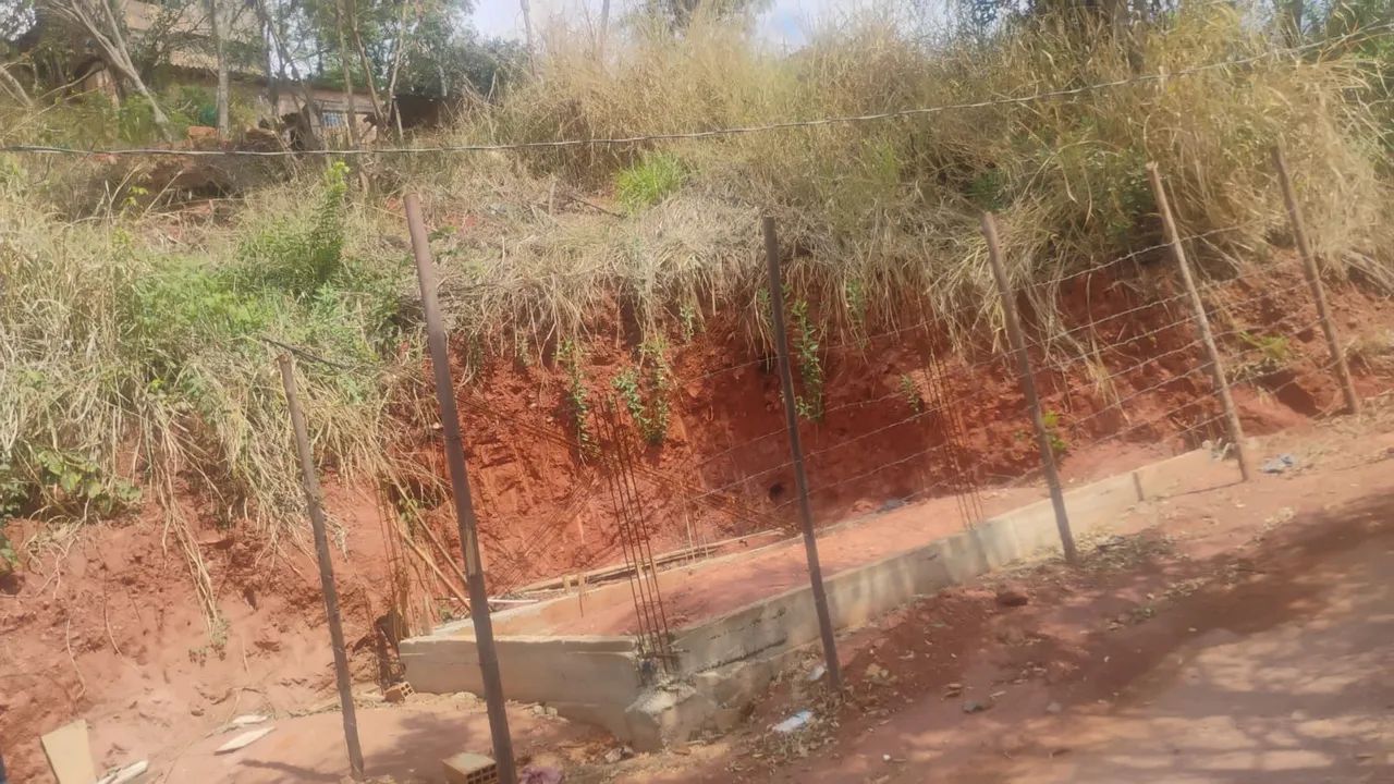 Vendo lote no bairro General Carneiro 