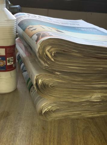 Vendo Jornal velho