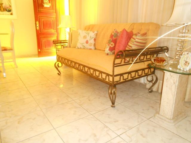 Magnífica Casa 3 Quartos c/Vaga Eng Dentro - Foto 19