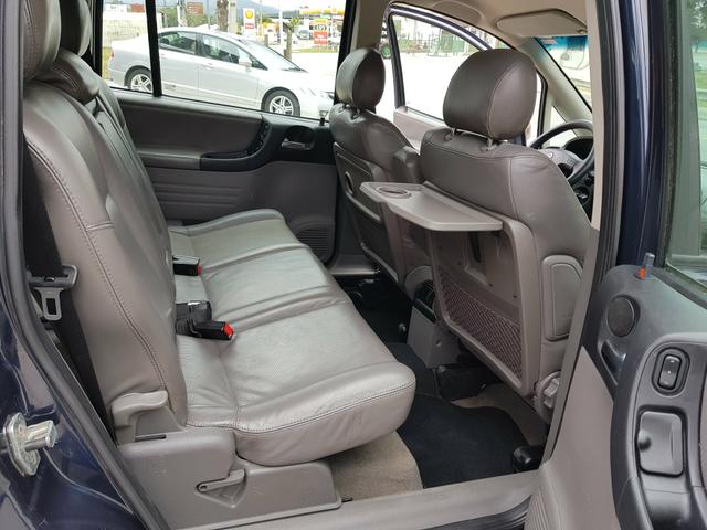 GM Zafira Elite 2005 Automática 2.0 8v Couro Airbag ABS Piloto Automático - Foto 7