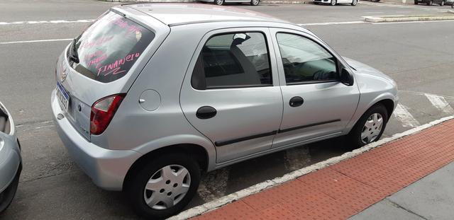 Celta LT 1.0 flex completíssimo