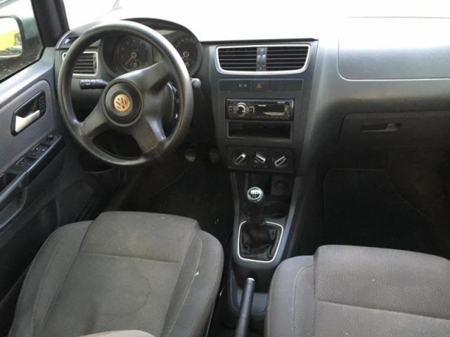 VOLKSWAGEN FOX 1.0 MI 8V FLEX 4P MANUAL 2010 - Foto 4
