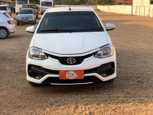 Toyota - Etios 1.5 X Sedan - Automático 2018 - Foto 2
