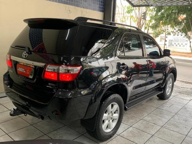 Toyota Hilux SW4 2010, 7 lugares , motor 3.0 turbo diesel - Foto 5
