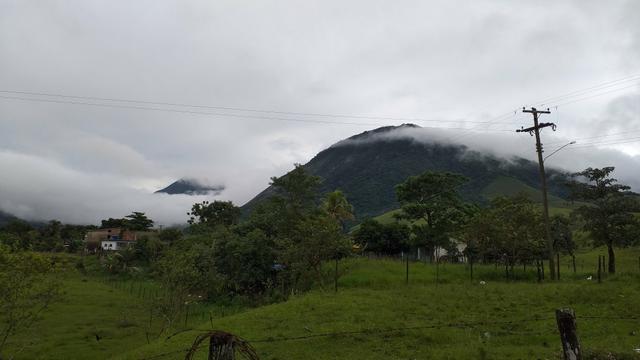 Terreno c água corrente bicuda grande - Foto 2