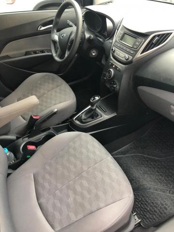 HB20S 2016/2016 1.6 COMFORT PLUS 16V FLEX 4P AUTOMÁTICO - Foto 4