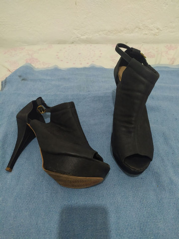 salto alto tamanho 43