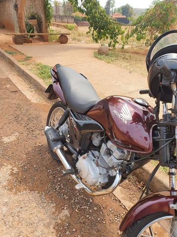 HONDA 150 ANO 2011 TOP
