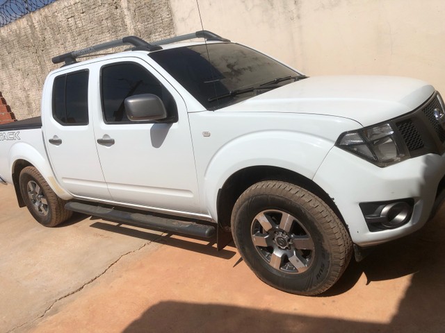 FRONTIER ATTACK 4X4 2015