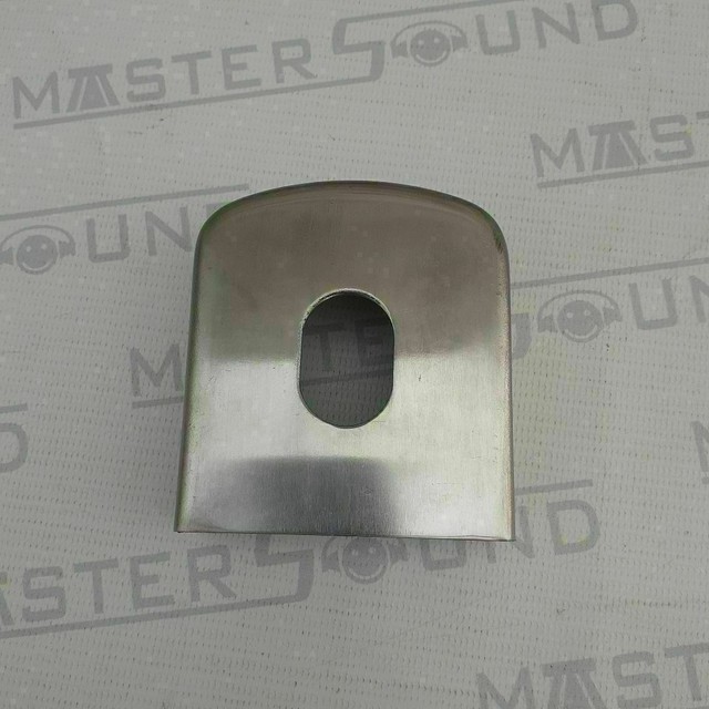 Capa cromada para engate. Nova. Colocada. - Foto 2