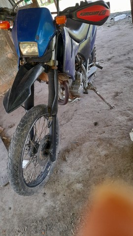 MOTO TORNADO 250