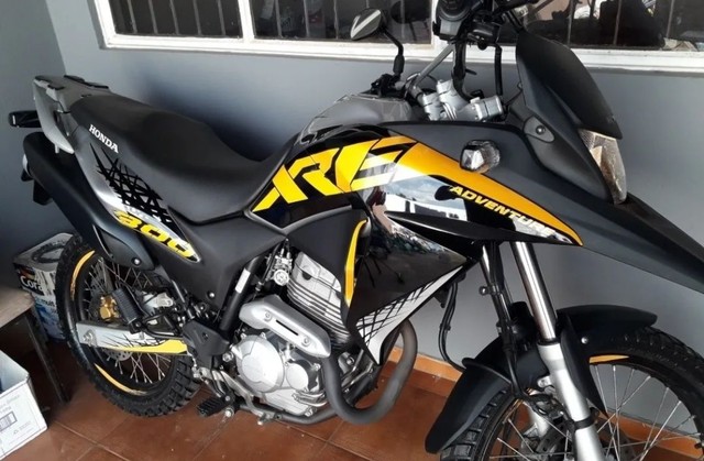 MOTO HONDA XRE 300