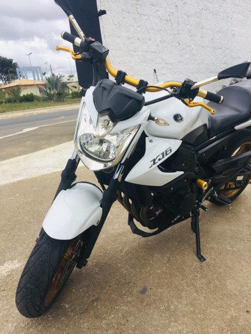 XJ6 2012