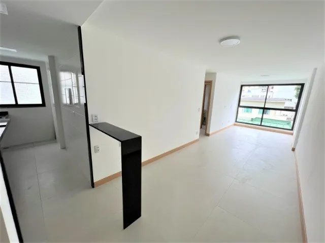Investimento! Vendo Apto Alugado na Praia do Canto com 65m², 2 Quartos e 2 Vg - R$ 860.000