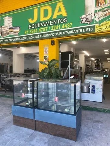 Balcão refrigerado para tortas e sobremesas- linha luxo - marca iglu  - Foto 4