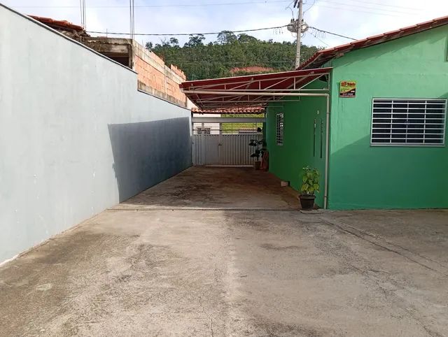 Vende-se Casa
