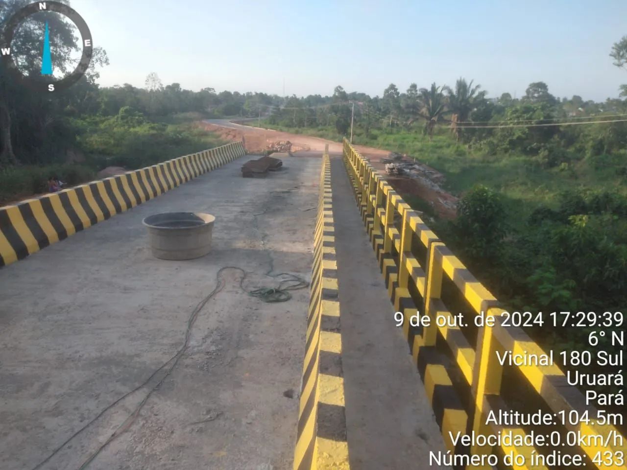 Bate estaca e construção de pontes. - Foto 3