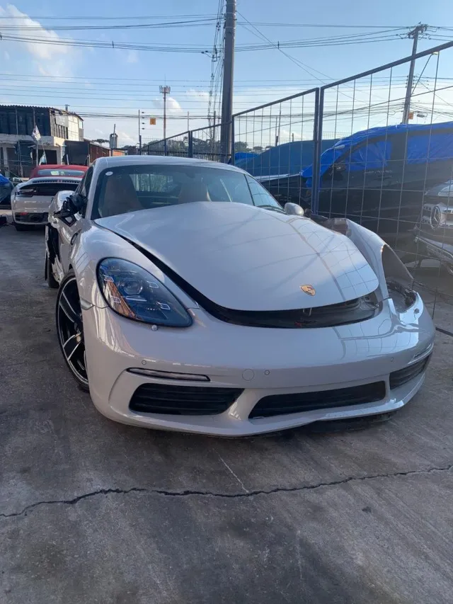 SUCATA RETIRADA PEÇA PORSCHE 718 CAYMAN 2.0 2023 300CV