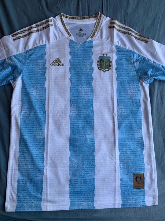 Camisa Argentina comemorativa Maradona