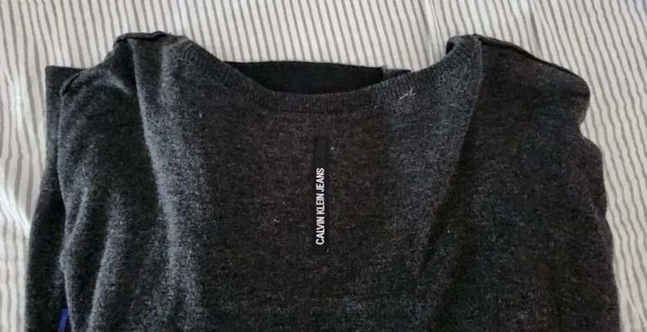 Sueter Calvin  Klein Original - Foto 4