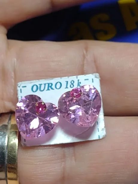 Par Brincos Coração Rosa Ponto de Luz Vermelho 12 mm Ouro 18 Kilates 4.70 Gramas