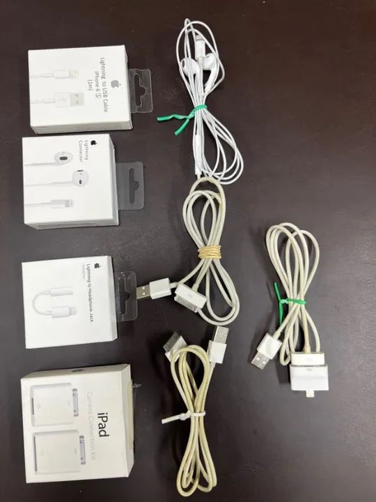 Lote Com 8 Acessórios Originais Para iPhone Apple