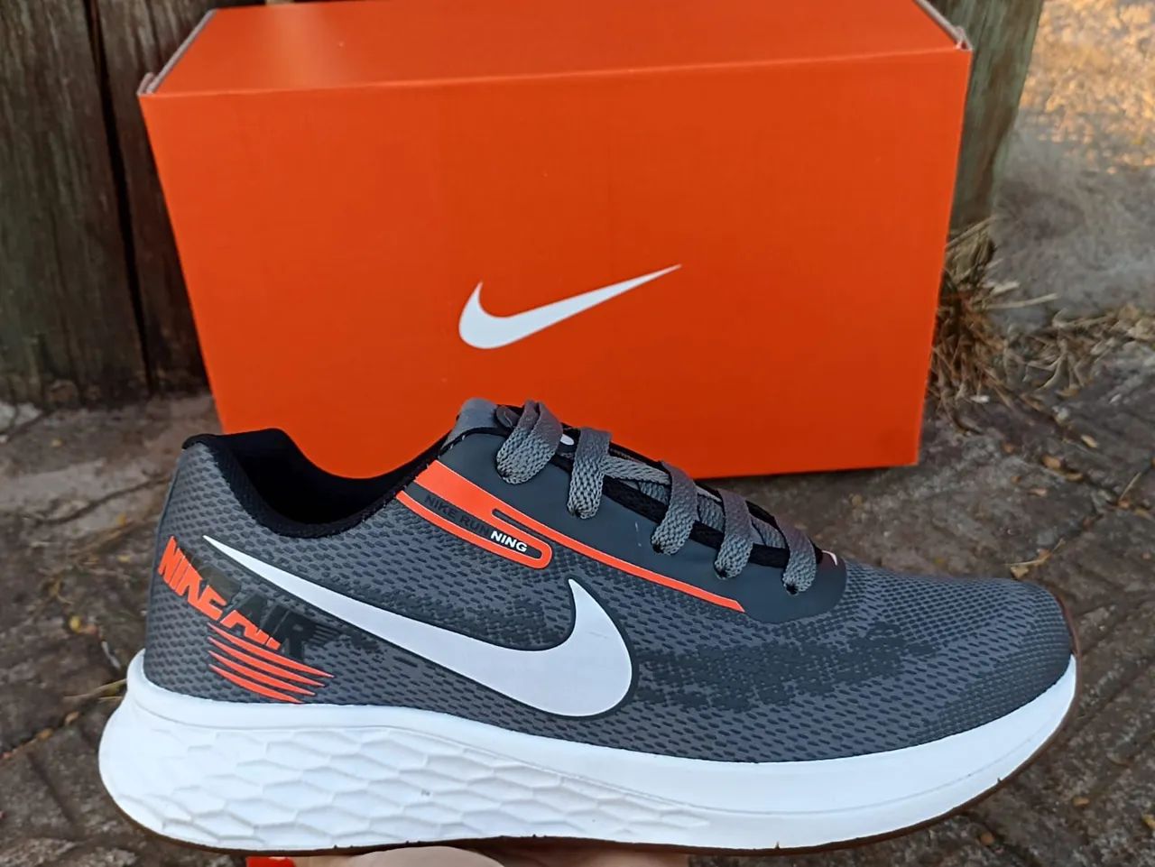 Tênis esportivo da Nike  - Foto 3