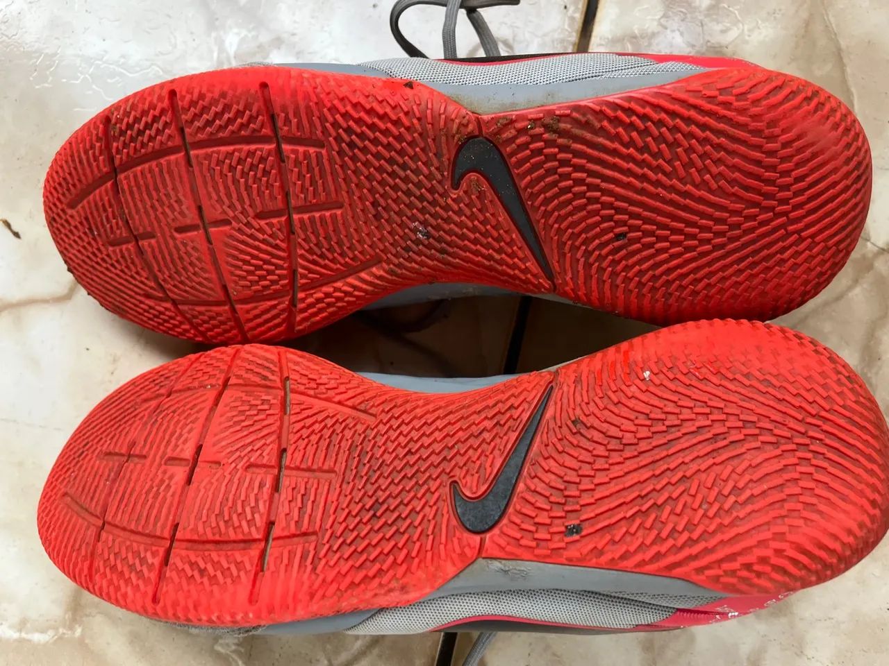 Tênis futsal Nike tiempo 42  - Foto 2