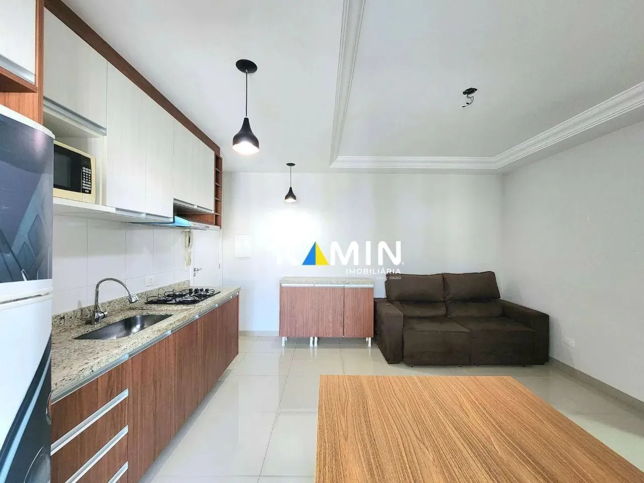 Apartamento com 2 dormitórios para alugar, 52 m² por R$ 3.565,00/mês - Cidade Industrial -