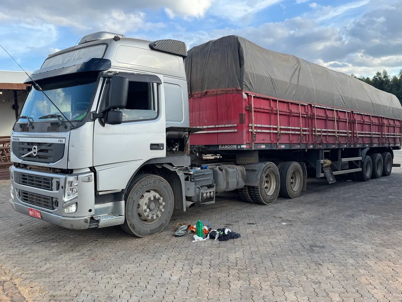 Volvo FM ano 2011 - Foto 4