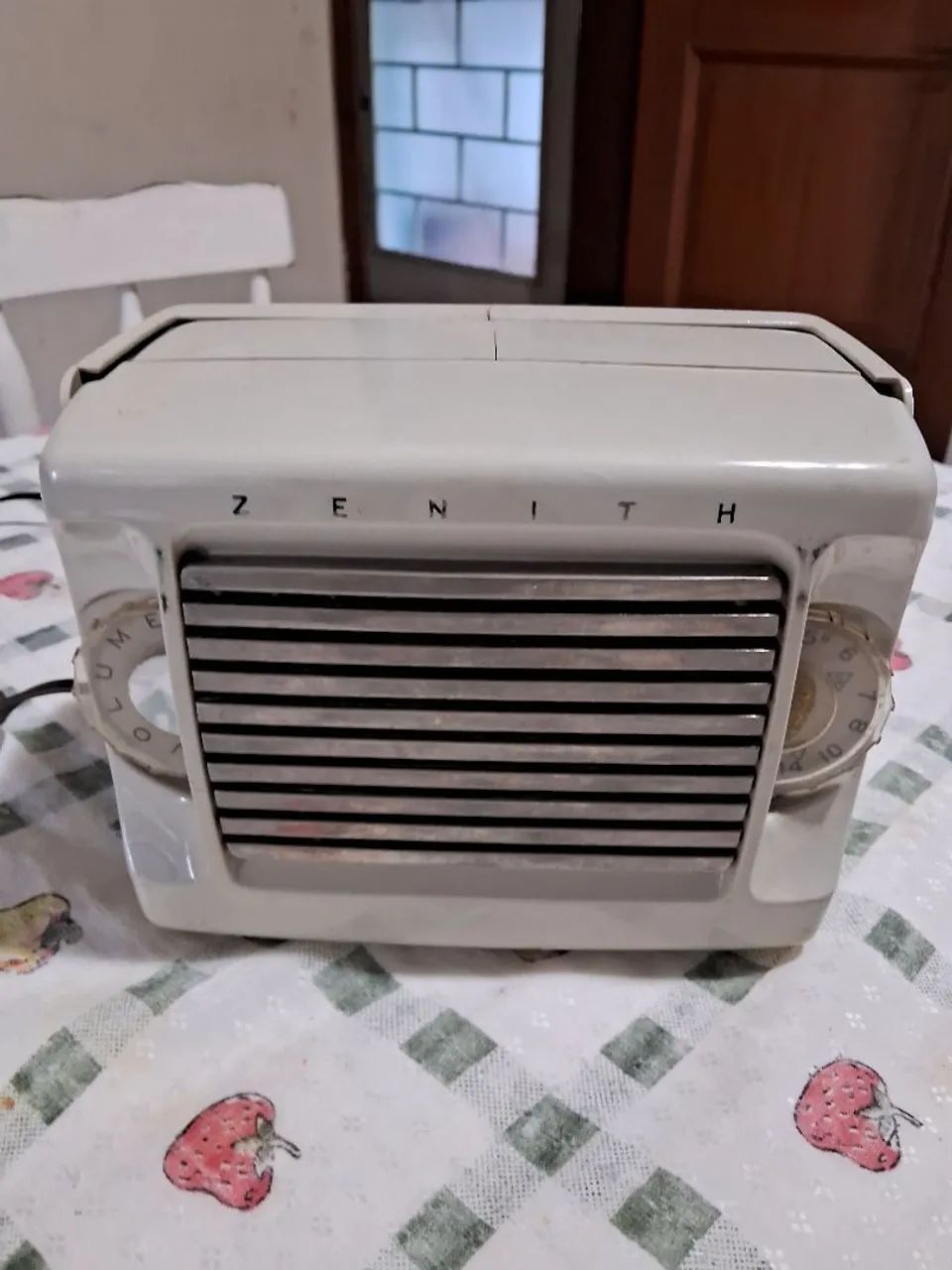 Rádio Zenith antigo com Case Original - Foto 2
