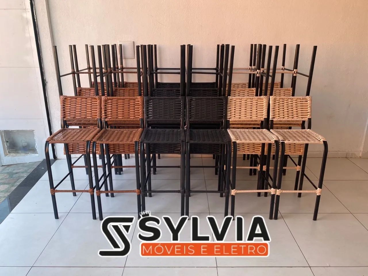 Banqueta de fibra com ferro - Foto 5
