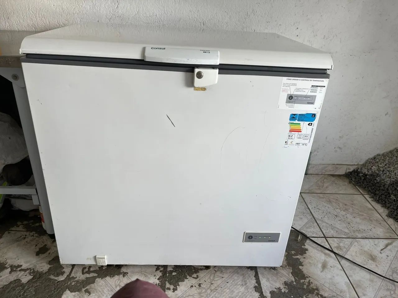 Freezer Consul 309 L modelo CHA31 - Foto 4