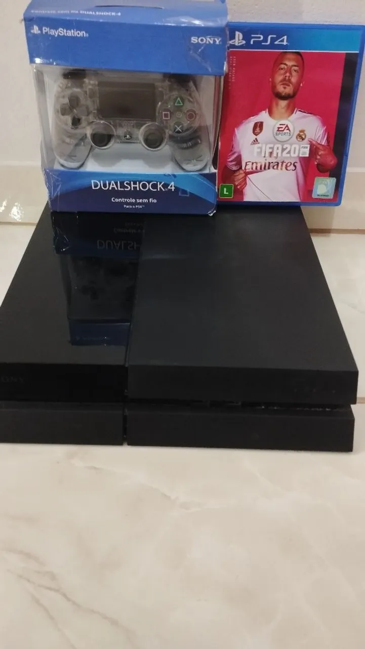 Playstation 4 somente retirada em mãos.